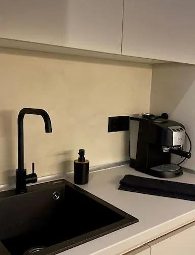 Lawsuit E 1 Apartman *